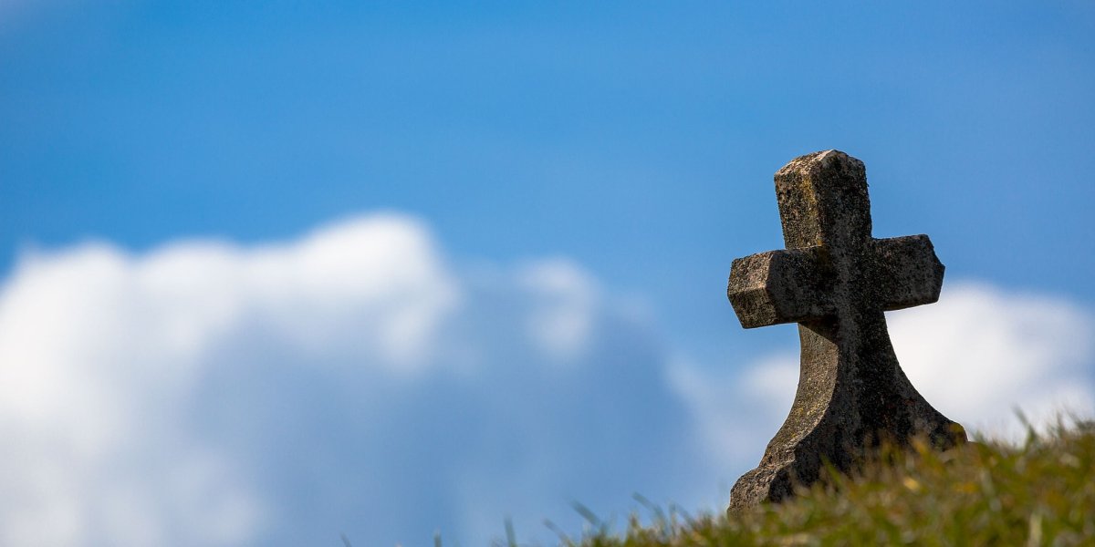 Nauczyć się żyć bez — o sztuce oswajania straty.